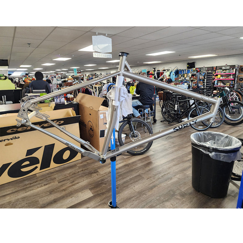 Load image into Gallery viewer, Surly Ogre Frameset Blem