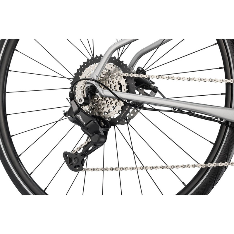 Load image into Gallery viewer, Cannondale Women's Quick 3 Hybrid Bike 2026