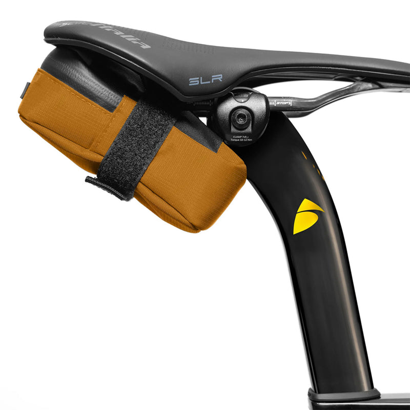 Load image into Gallery viewer, Almsthre Signature Saddle Bag