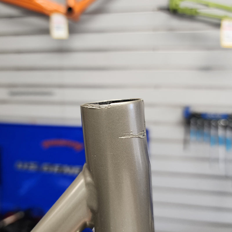 Load image into Gallery viewer, Surly Ogre Frameset Blem