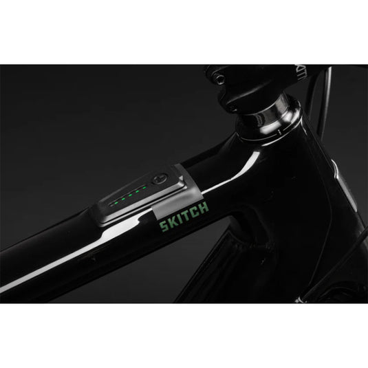 Santa Cruz Skitch 1.1 Carbon CC 700c Apex Kit E-Bike 2026