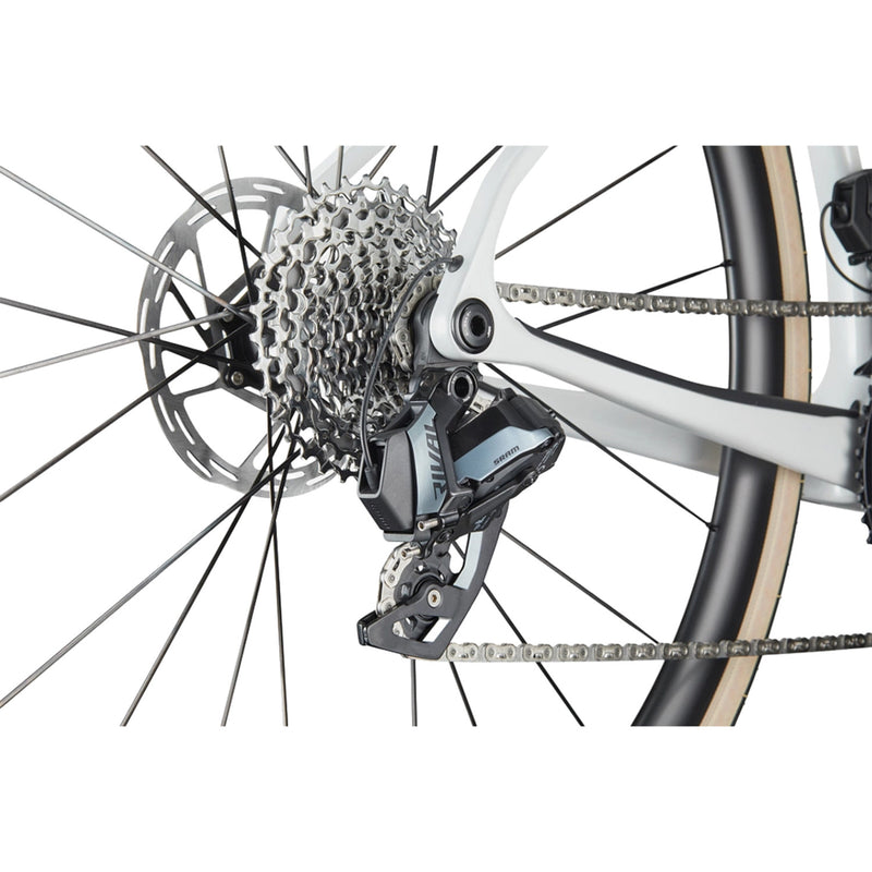 Load image into Gallery viewer, Cannondale Synapse Carbon 3 SmartSense Road Bike 2027
