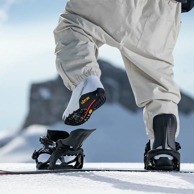 Load image into Gallery viewer, Nidecker Carbon Supermatic Snowboard Bindings 2027
