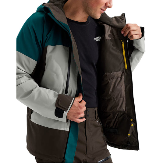 The North Face Chakal Jacket 2027